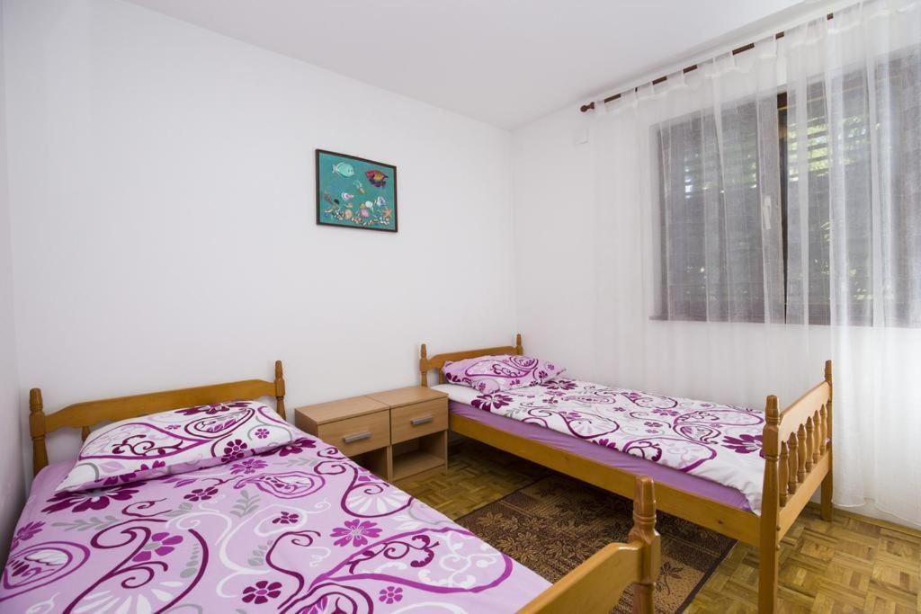 Apartman Laurus Malinska Exteriér fotografie